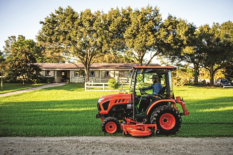 Kubota LX3310 Cab Tractor with Mower